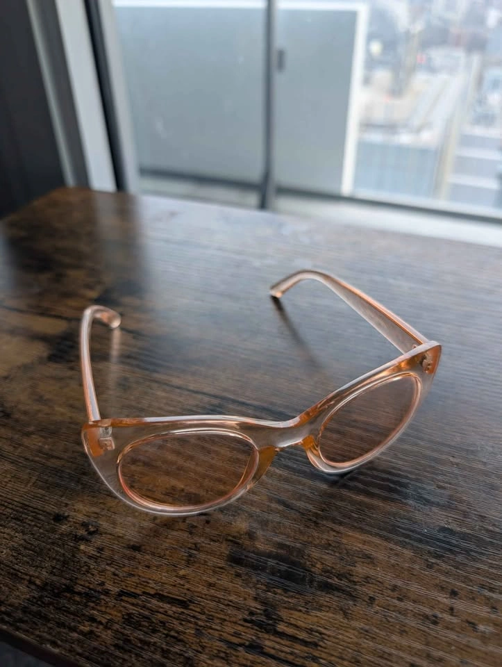 Rose coloured sunglasses - photo 2