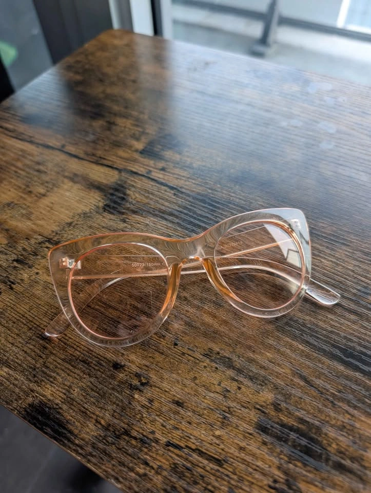 Rose coloured sunglasses - photo 4