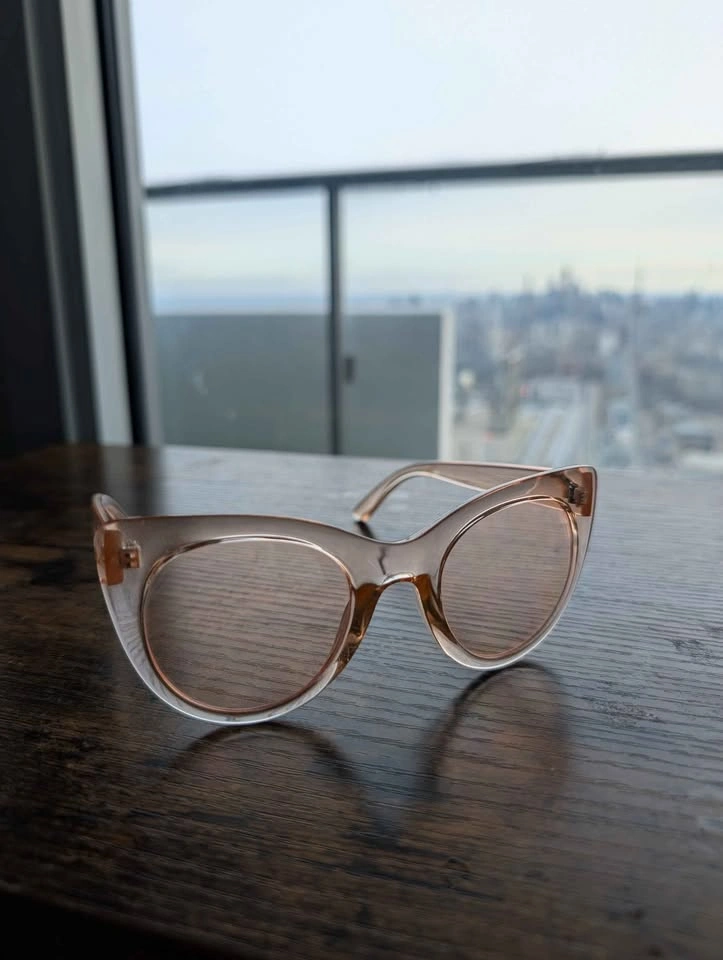 Rose coloured sunglasses - photo 5