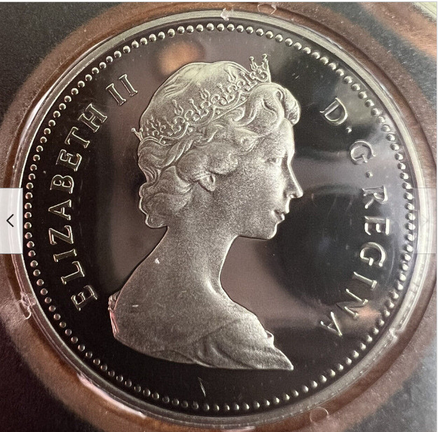 50 Cent Half Dollar Canadian Coin 1982 - photo 3