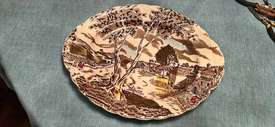 Vintage Grindley Sunday Morning Brown Multicolor Dinner Plates