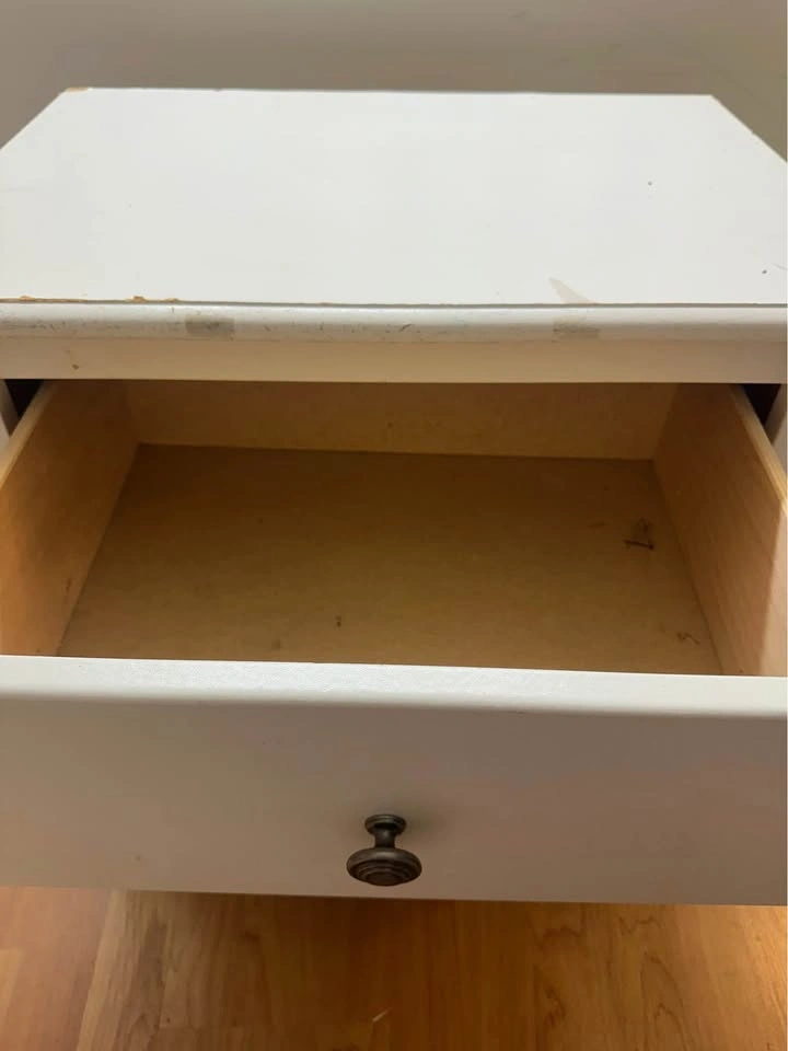 IKEA HEMNES Bedside Table - photo 2