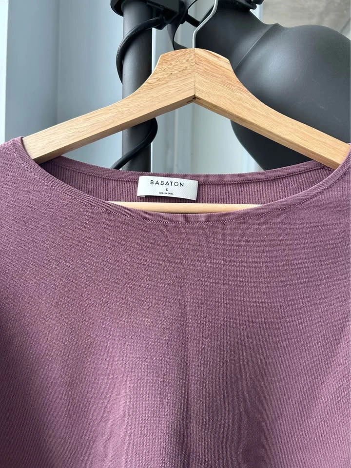 Aritzia Babaton Purple Size Small Cropped Long Sleeve - photo 3