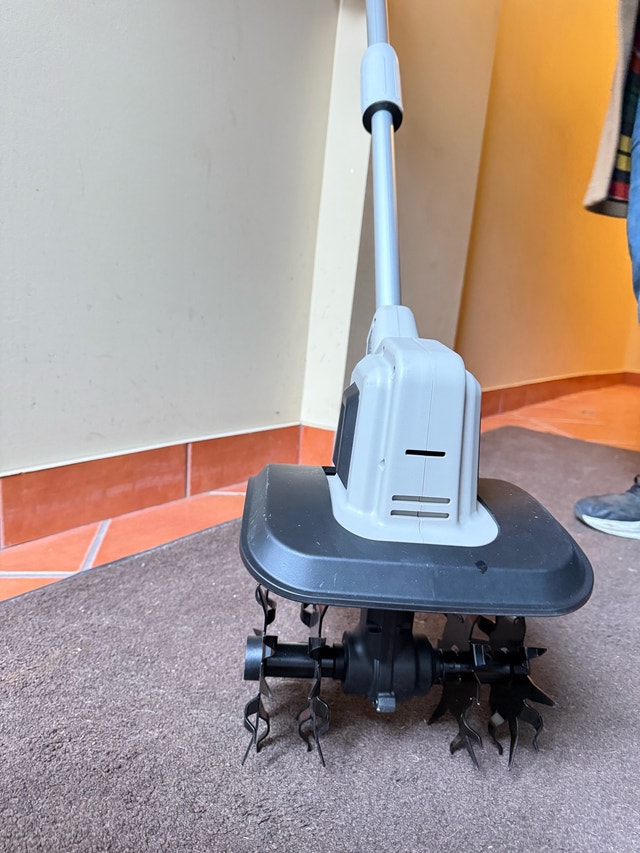 Deko Cordless 20V Cultivator/Tiller - New