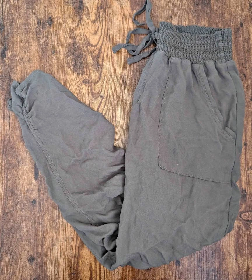 Women's XL Olive Green Pants