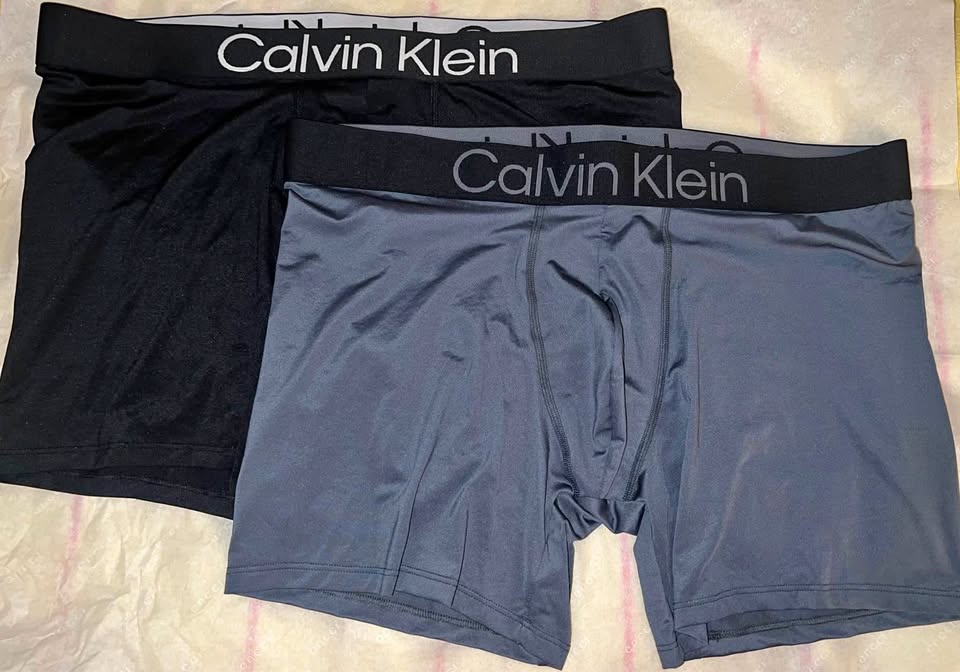 New Calvin Klein Microfibre Boxer Briefs (size XL) - $15 firm
