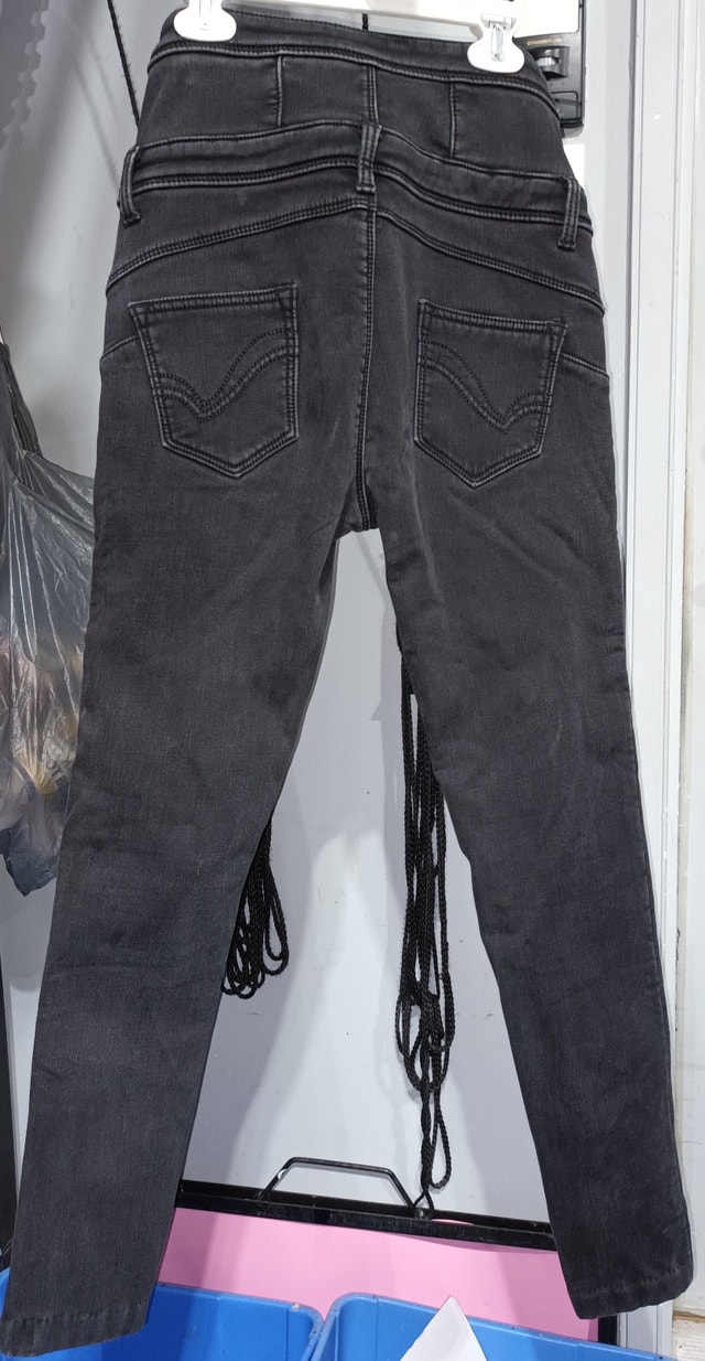 Women's Size 27 High Rise Button Up Fur Lined Black Jeans $20 - photo 2