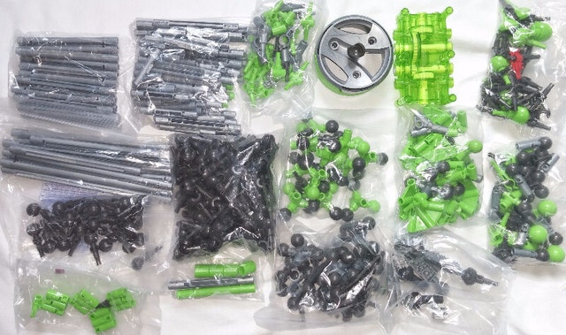 Mega Bloks Struxx Green & Grey Building Pieces