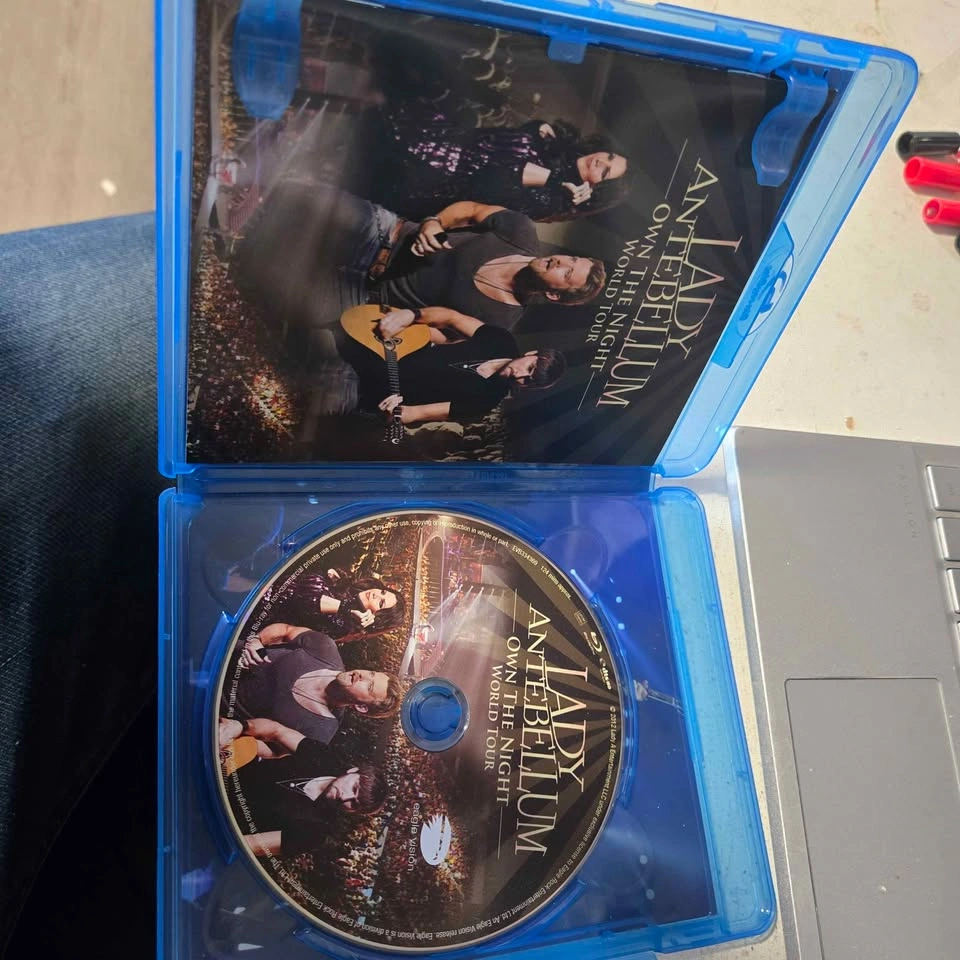 Lady Antebellum: Own The Night World Tour (Blu-Ray) - photo 2