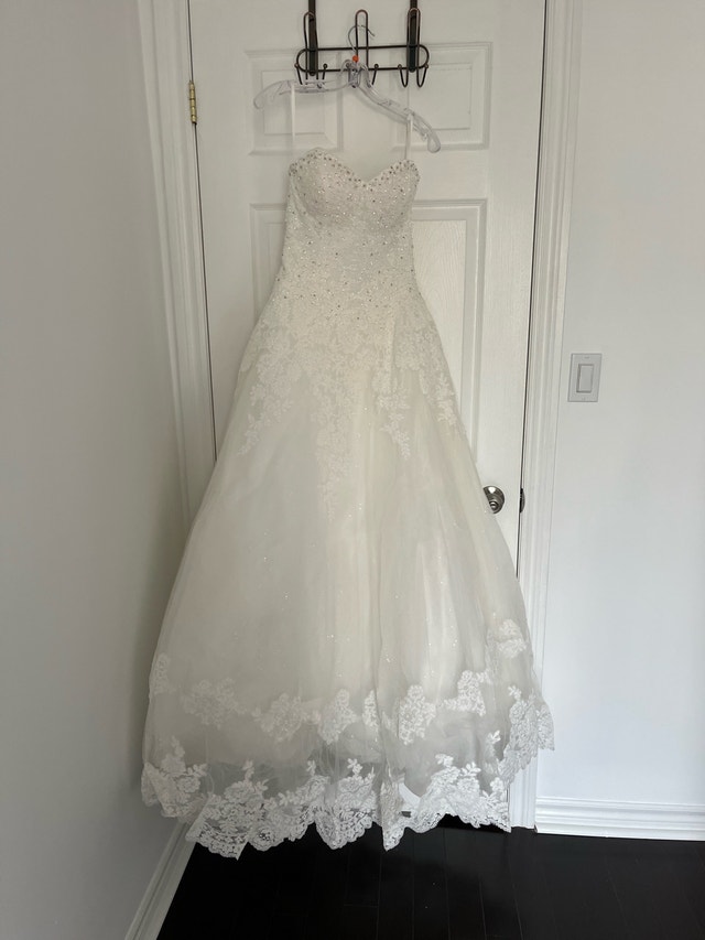 wedding dress
