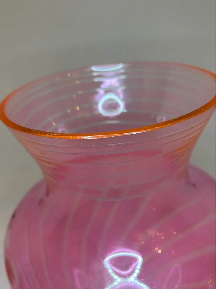 Pink Iridescent Glass Vase Swirl Design - photo 4