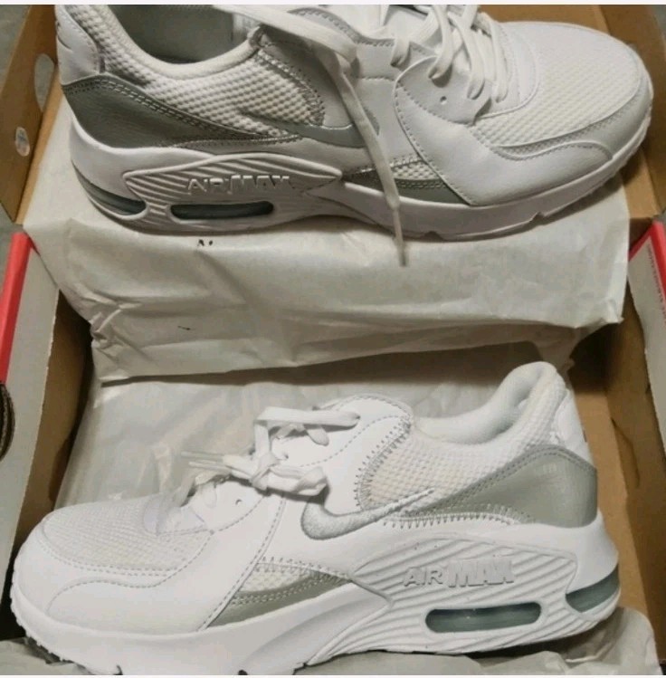 Nike Air Max Excee Women's 9.5 New - photo 2