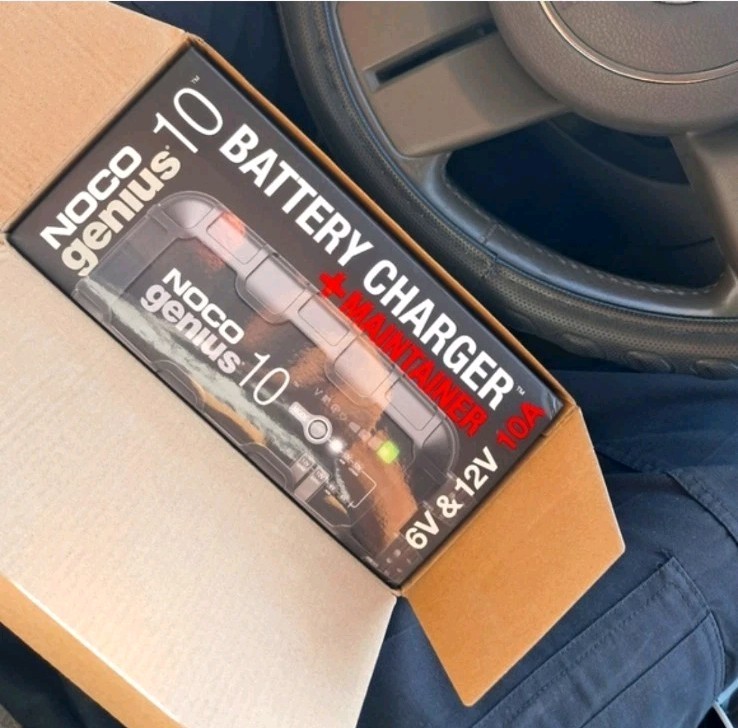 NOCO Genius10 6V & 12V 10A Smart Battery Charger