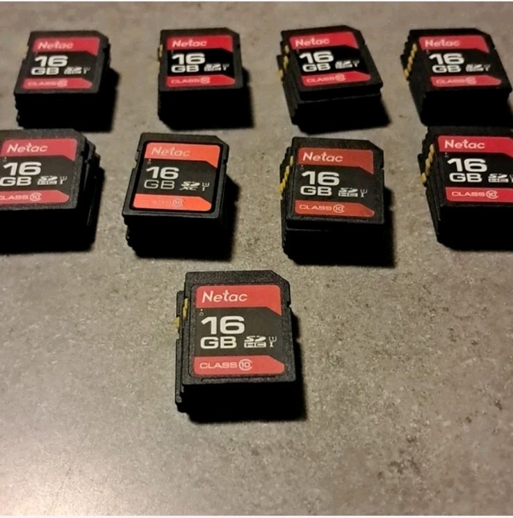 44x Netac 16 GB SD Cards - Open Box - photo 2