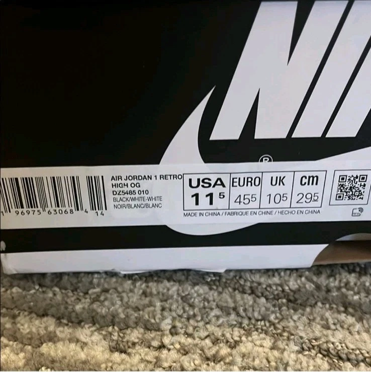 Nike Air Jordan 1 Retro High OG Black & White Men's Size 11.5 NI - photo 4