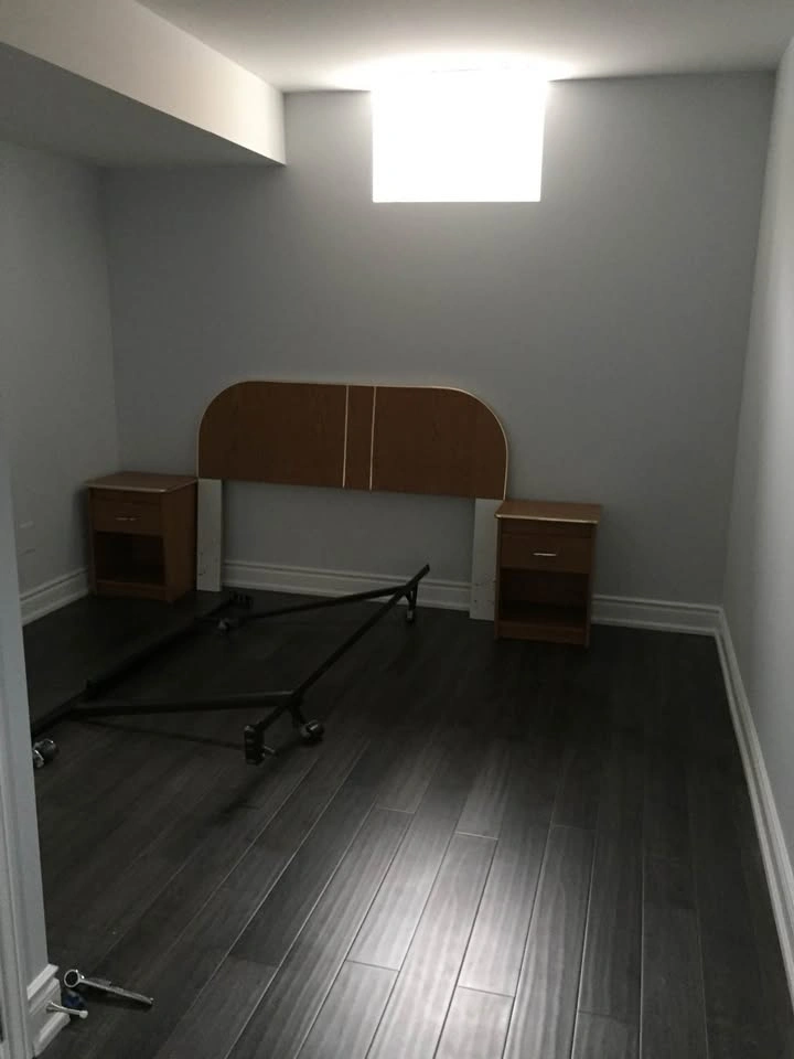2 Bed 1 Bath Basement for Rent - photo 4