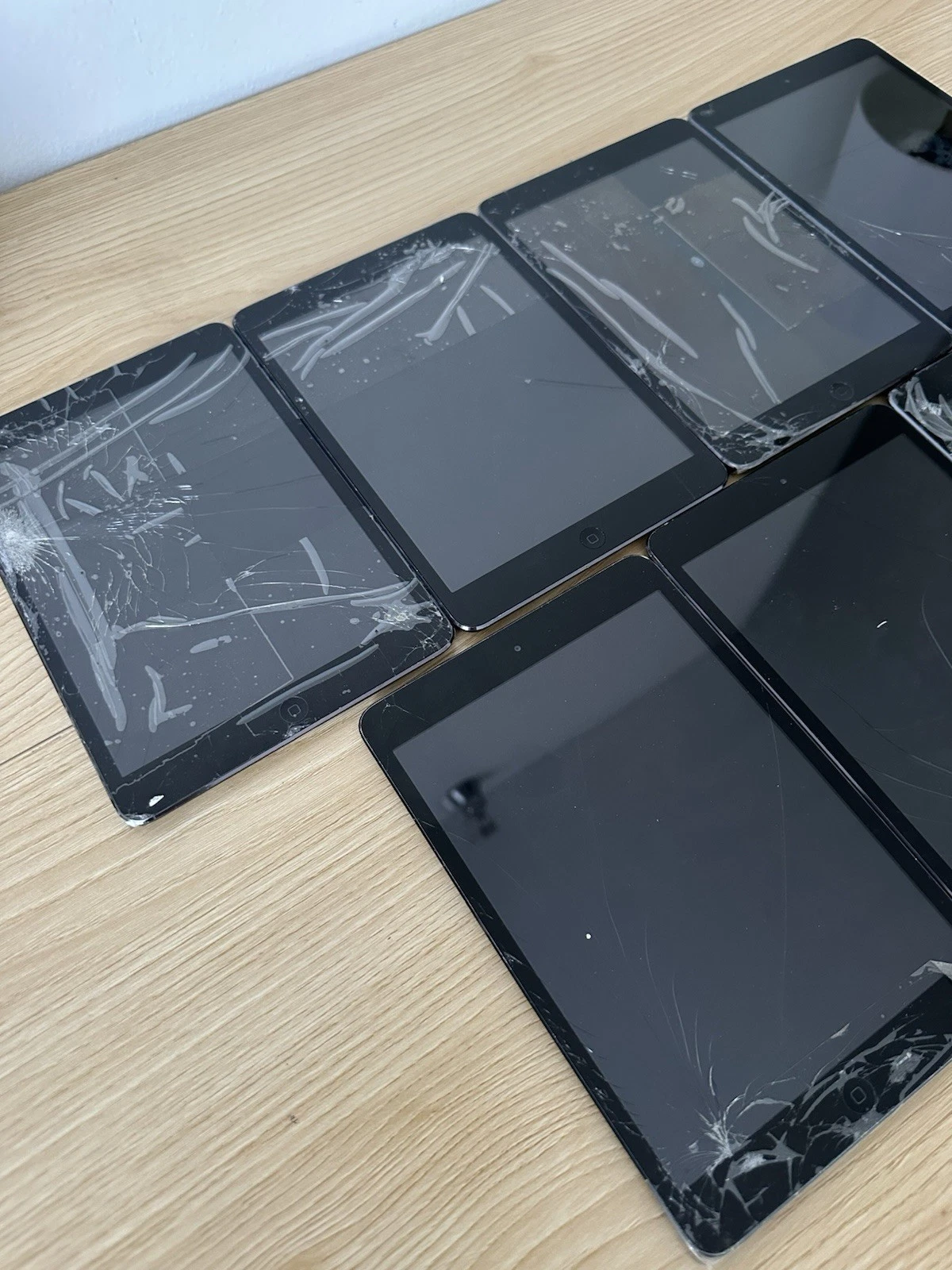 7x Apple iPad Mini Tablet A1432 - School Engraved - Untested - C - photo 2