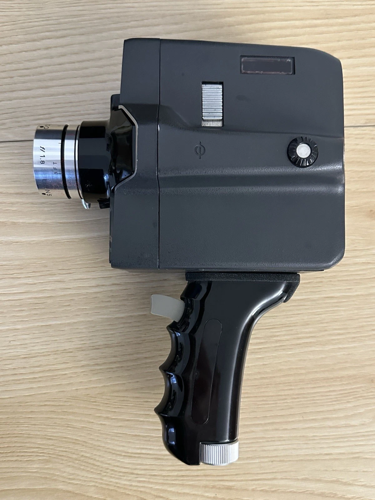 Vintage Sears 8mm Movie Camera w/ Zoom Lens & Cartridges - photo 5