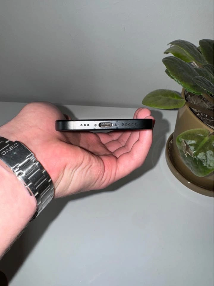 iPhone 15 128GB - photo 5