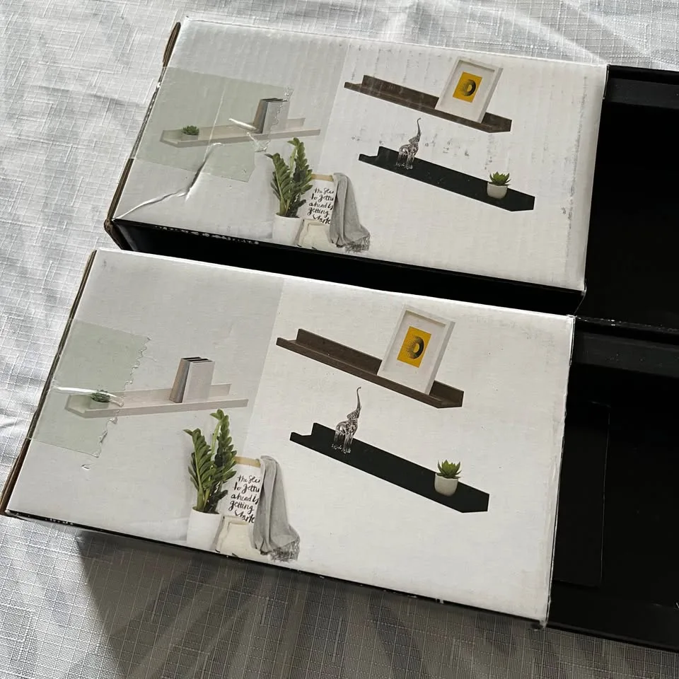 27.5” Black Floating Wall Shelf image indicator(2)