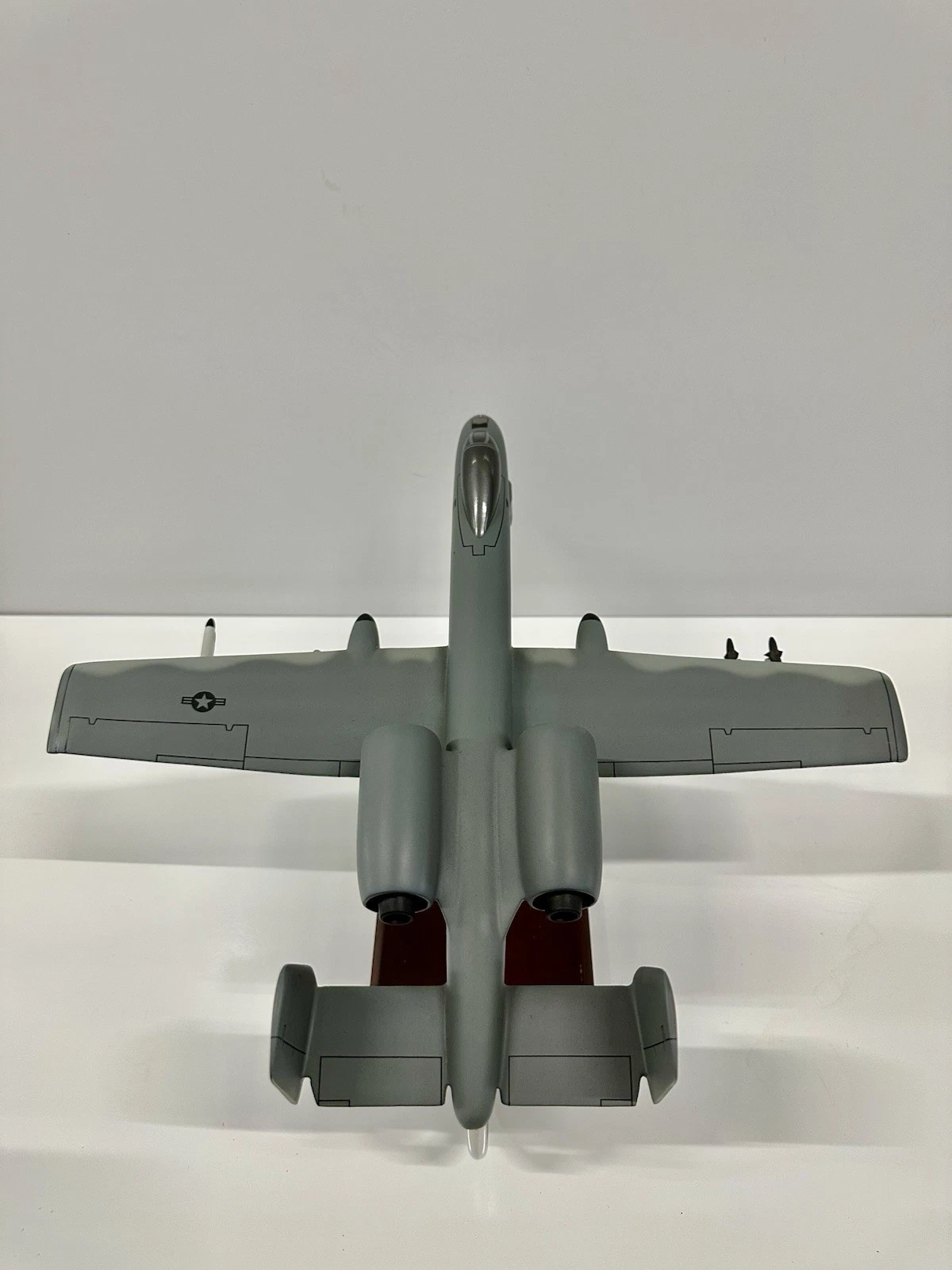 Executive Series A-10A Warthog Model 1:48 Daron Fairchild - photo 3