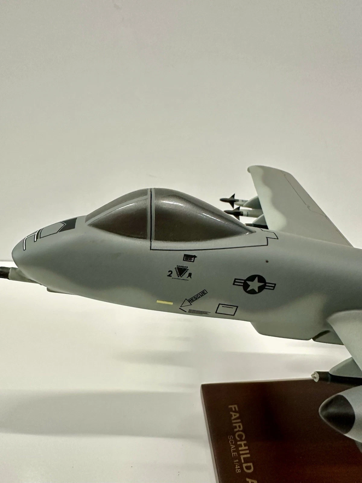 Executive Series A-10A Warthog Model 1:48 Daron Fairchild - photo 5