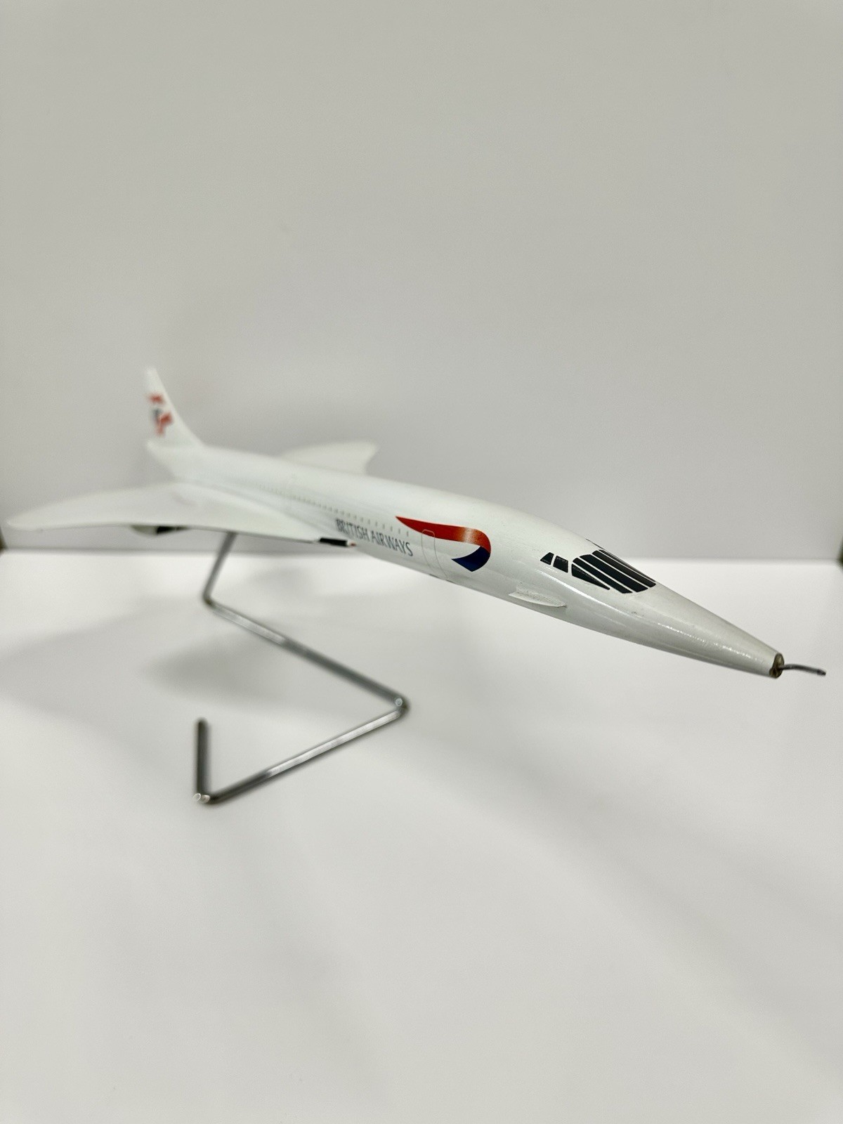 Concorde Model British Airways Airplane Display w/ Stand