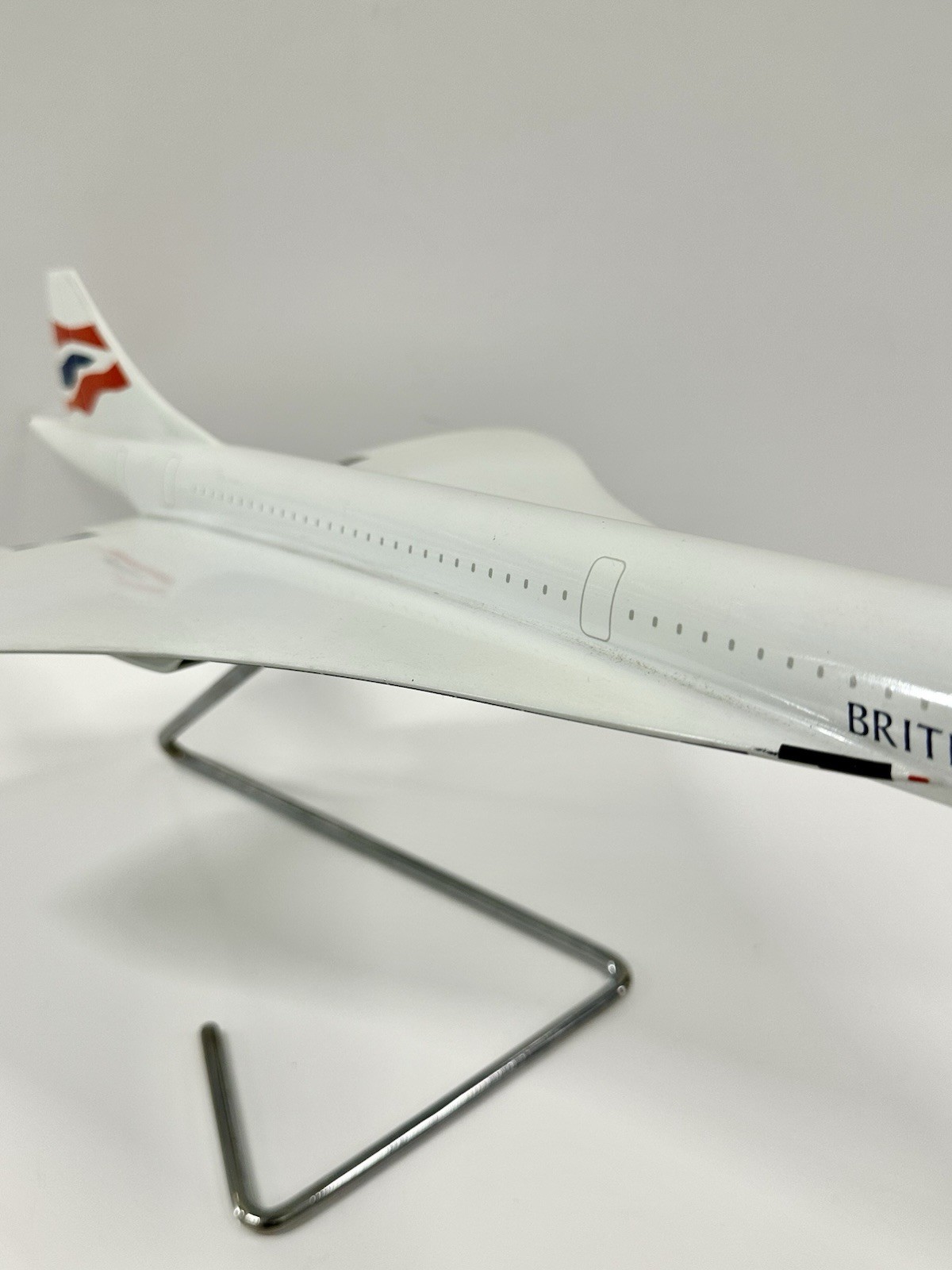 Concorde Model British Airways Airplane Display w/ Stand - photo 5