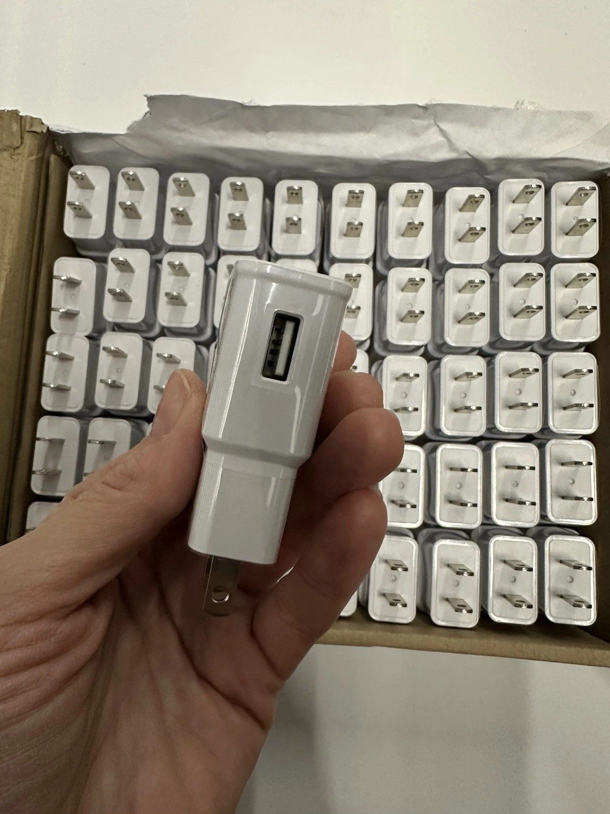 50x Adaptive Fast Charging USB Wall Chargers 15W EP-TA20JWE Bulk - photo 4