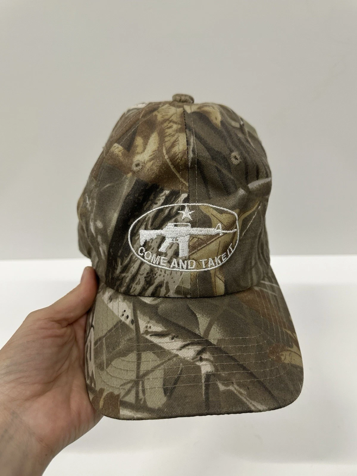 Camo Hunting Hats Lot of 6 Adjustable Caps Deer Mossy Oak Primos - photo 4