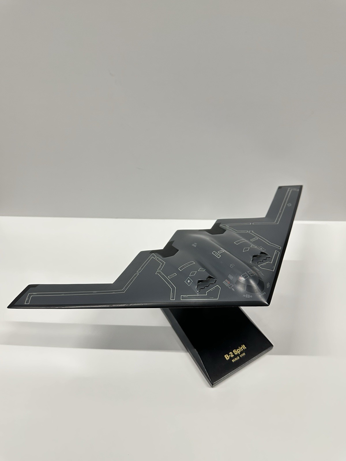 B-2 Spirit Stealth Bomber Model 1/200 Museum Quality Wood Displa