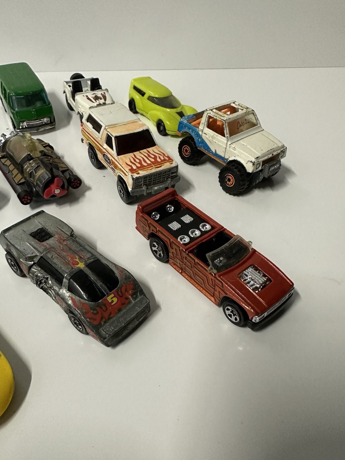 Hot Wheels Diecast Cars Lot 90s 2000s Mixed Vintage - photo 4
