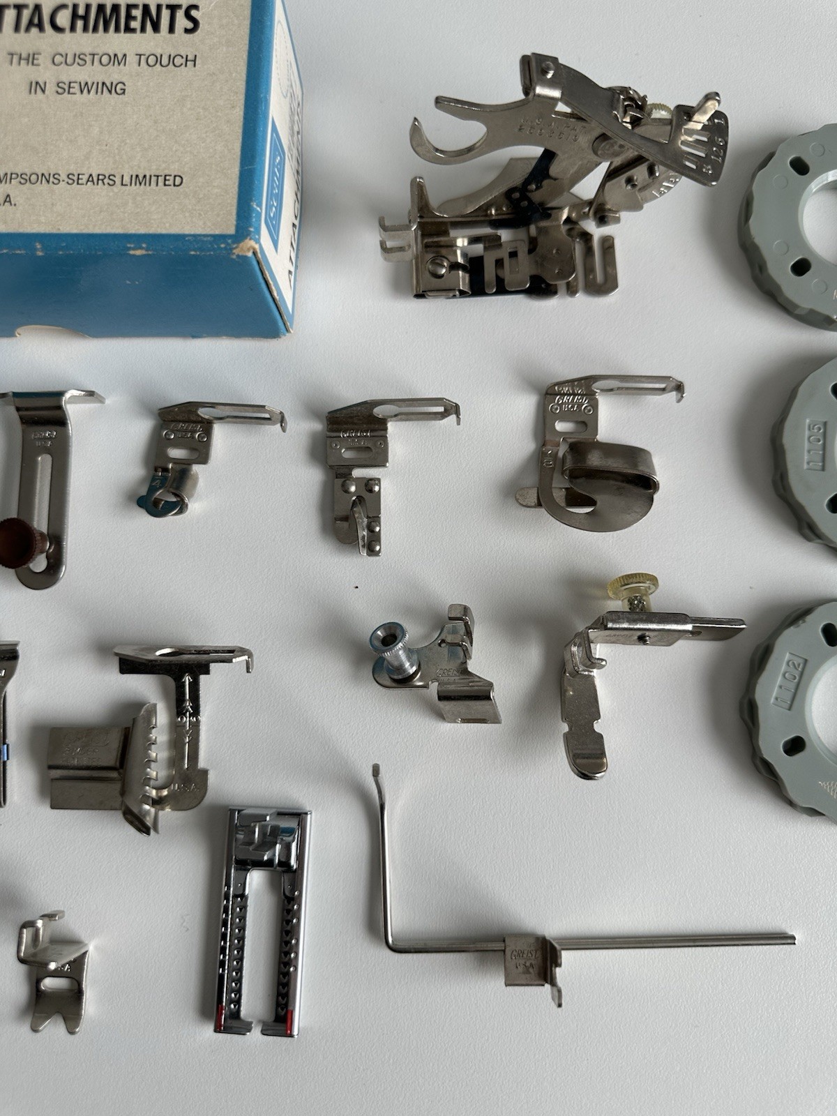 Vintage Sears Kenmore Sewing Machine Attachments Presser Feet Bu - photo 3