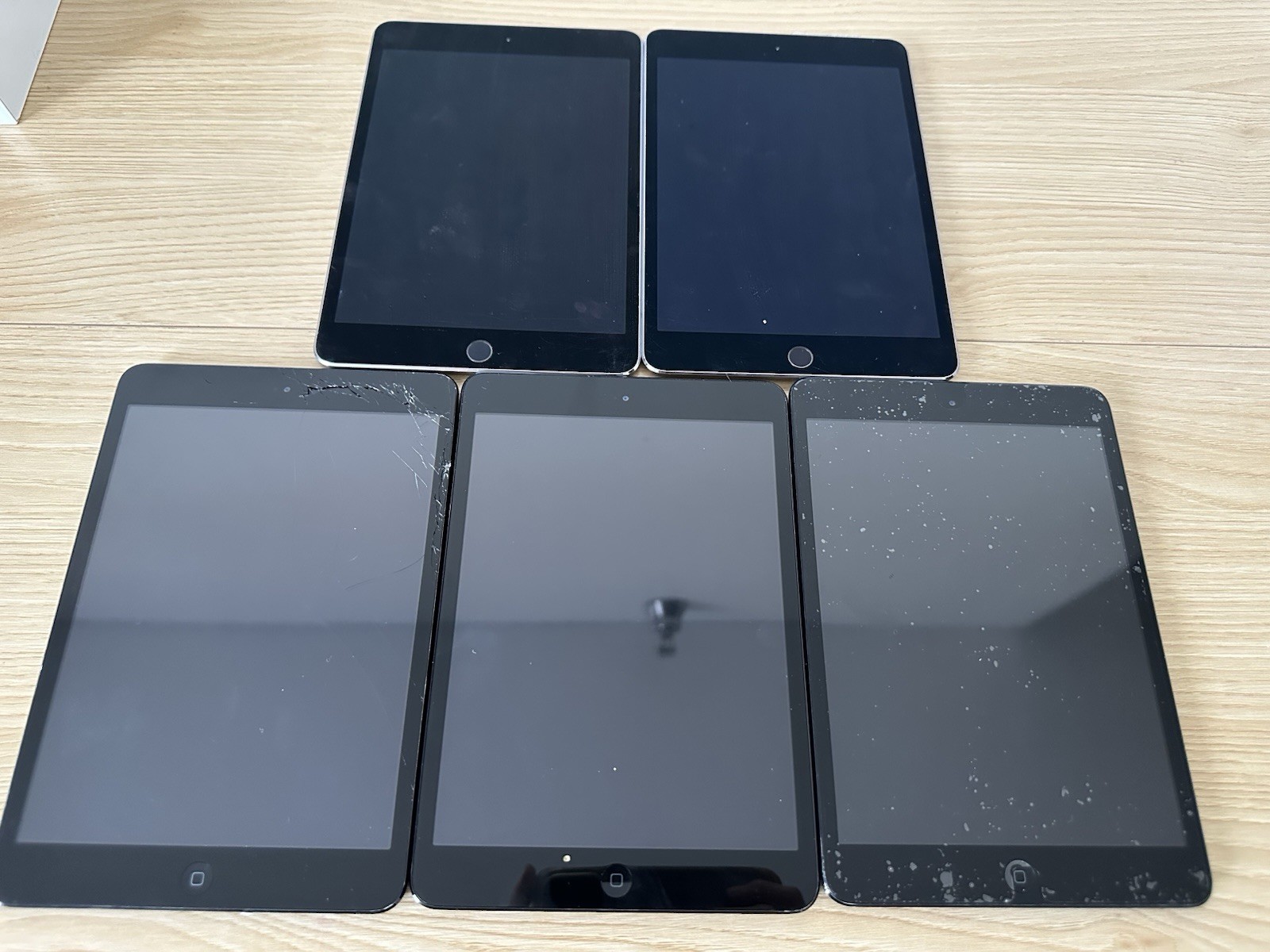 Lot of 5 Apple iPad Tablets A1538 & A1432