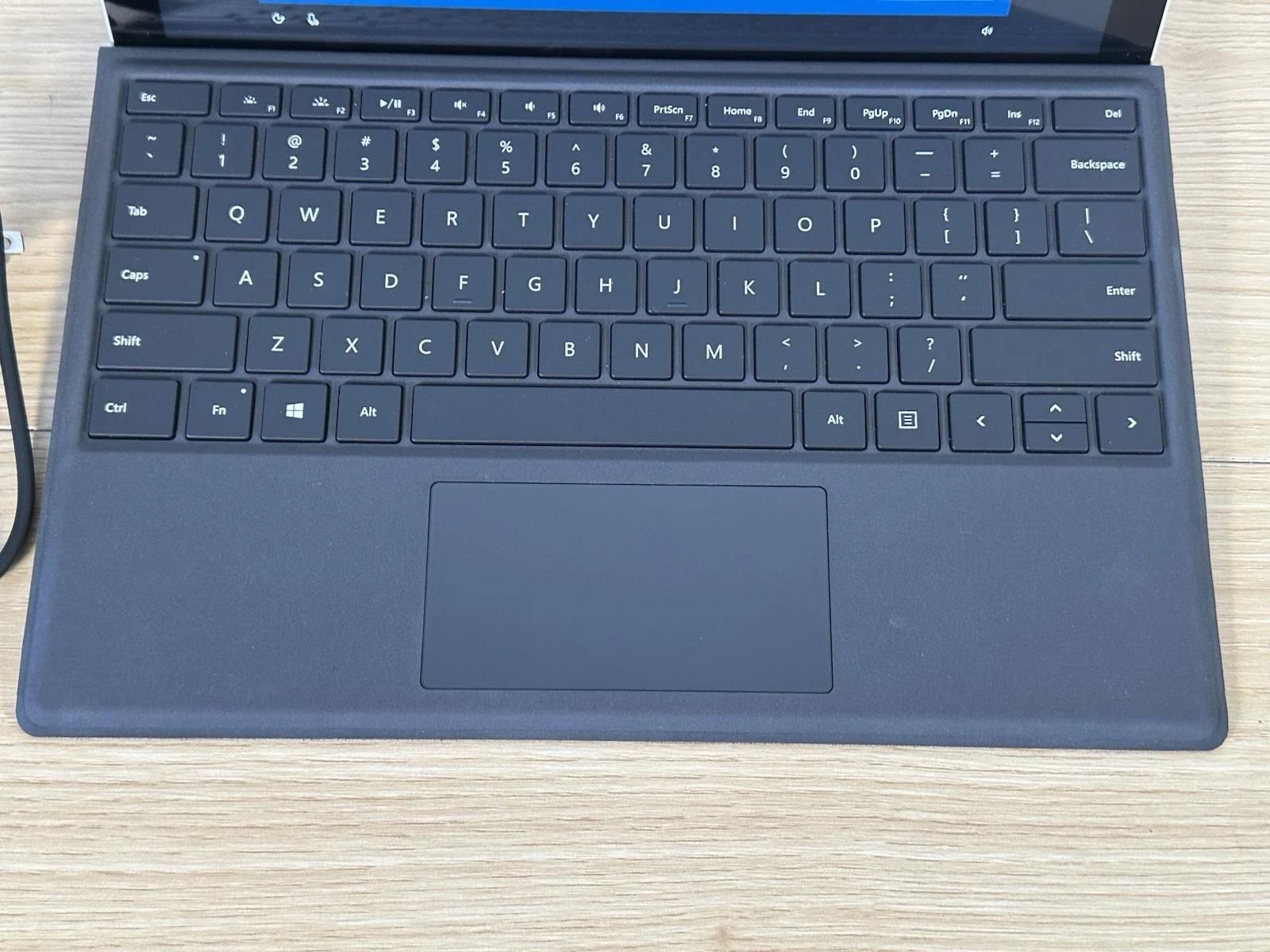 Microsoft Surface Pro 4 i5 8GB RAM 256GB SSD + Keyboard Win10 - photo 2