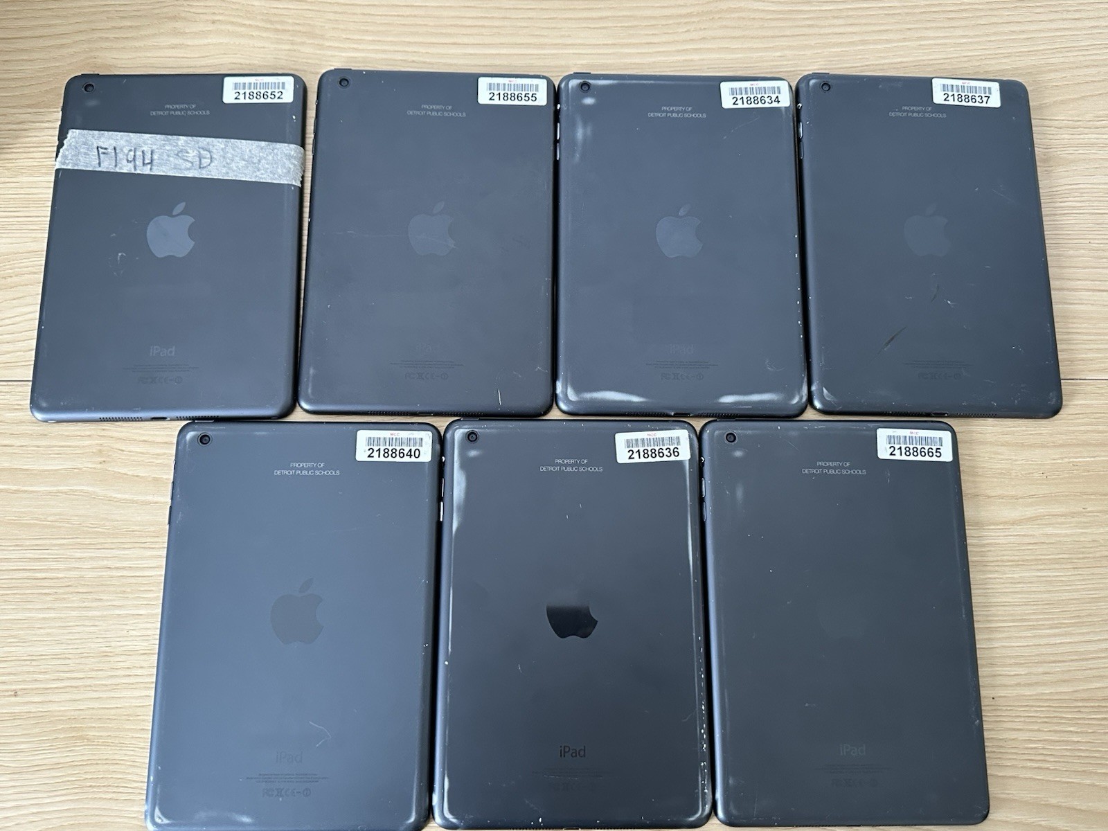 Lot of 7 Apple iPad Mini (1st Gen) - Model A1432 - photo 2