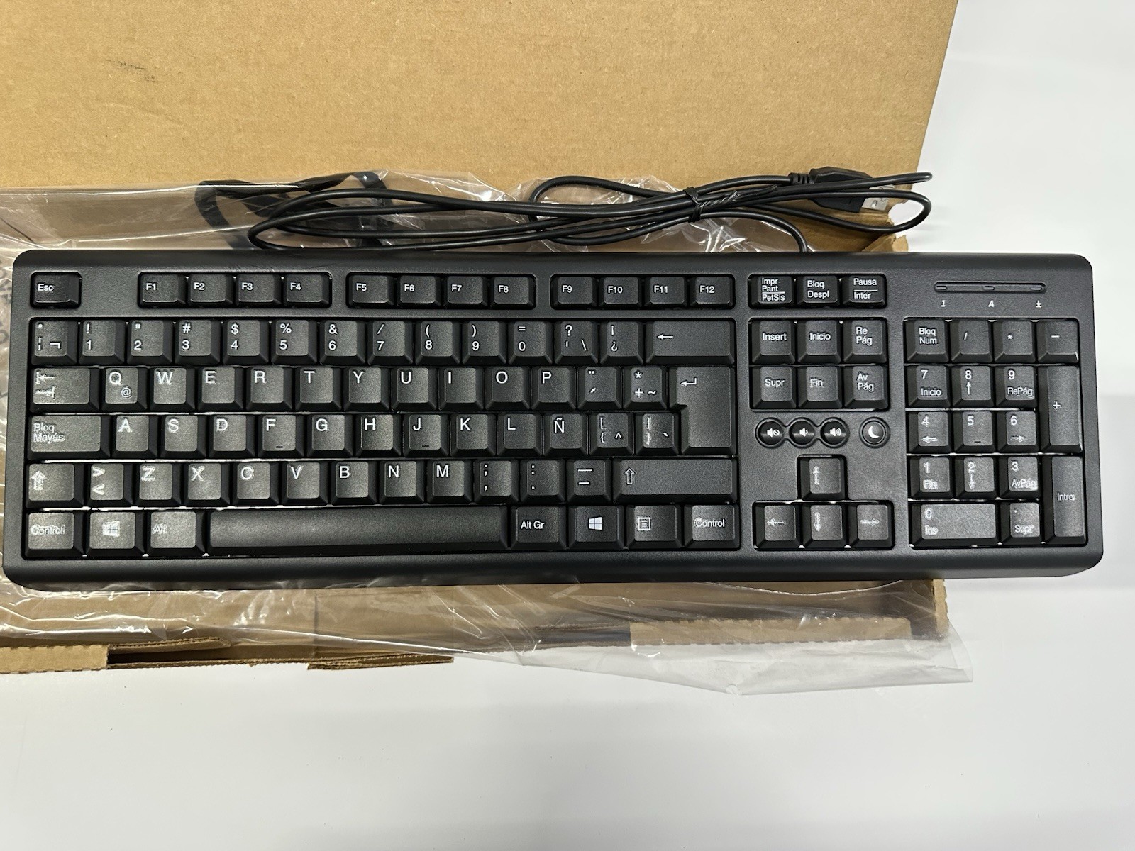 HP SK-2085 Wired USB Keyboard Black Full Size SPANISH Layout New