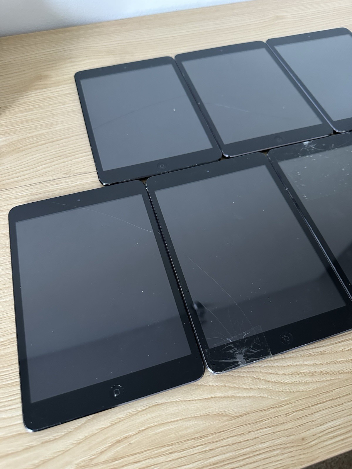 7x Apple iPad Mini Tablet A1432 – School Engraved – Untested - photo 2