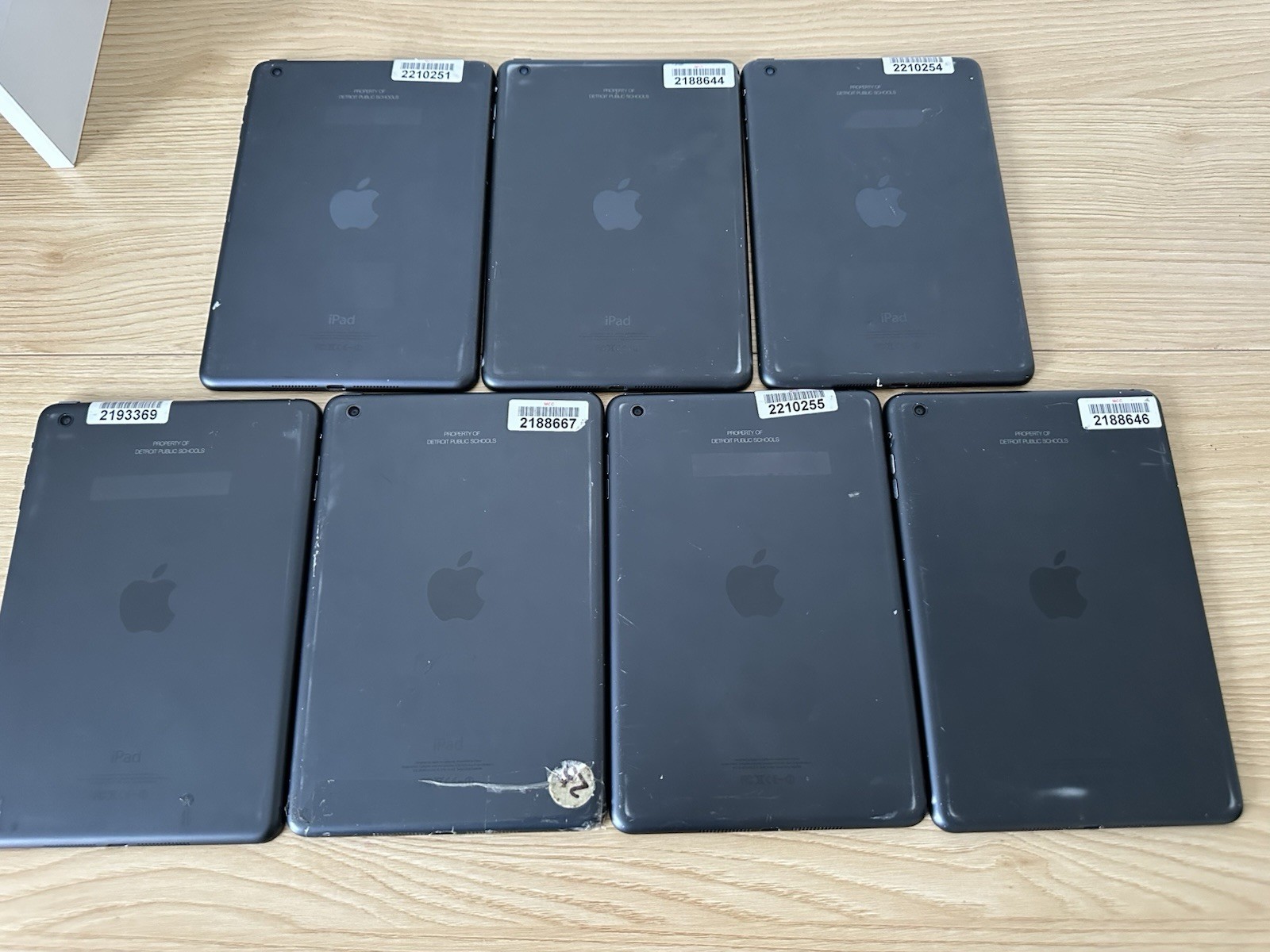 7x Apple iPad Mini Tablet A1432 – School Engraved – Untested - photo 5