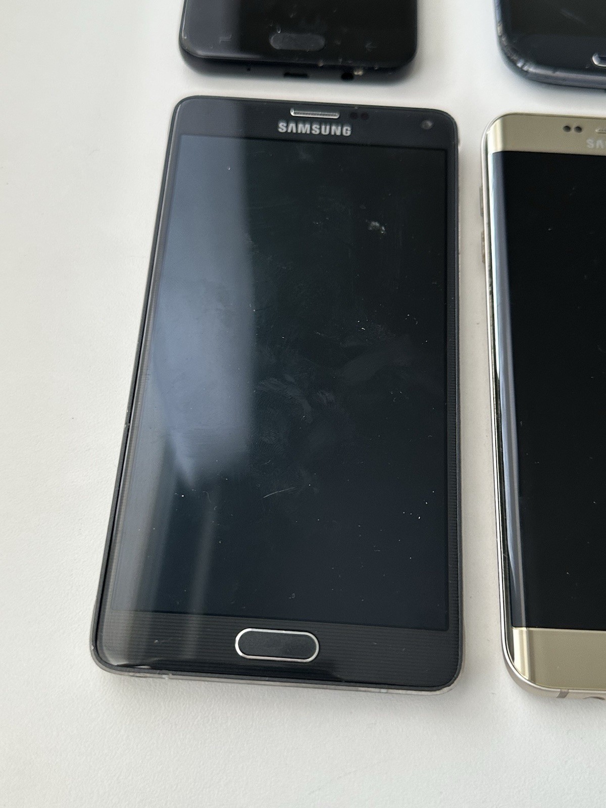 Samsung Galaxy Phones Bundle (6pcs) For Parts/Repair - photo 2