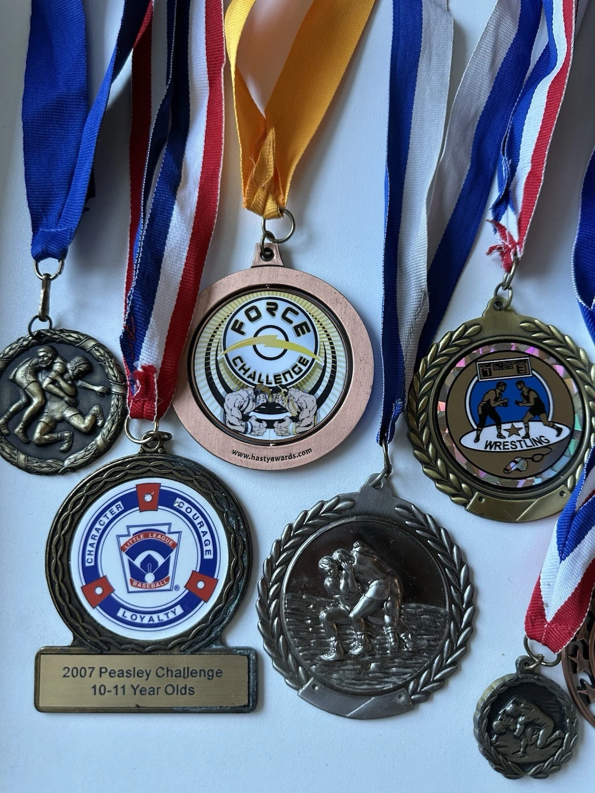 Wrestling Medals Lot Participation Tournament Awards IKWF School - photo 2