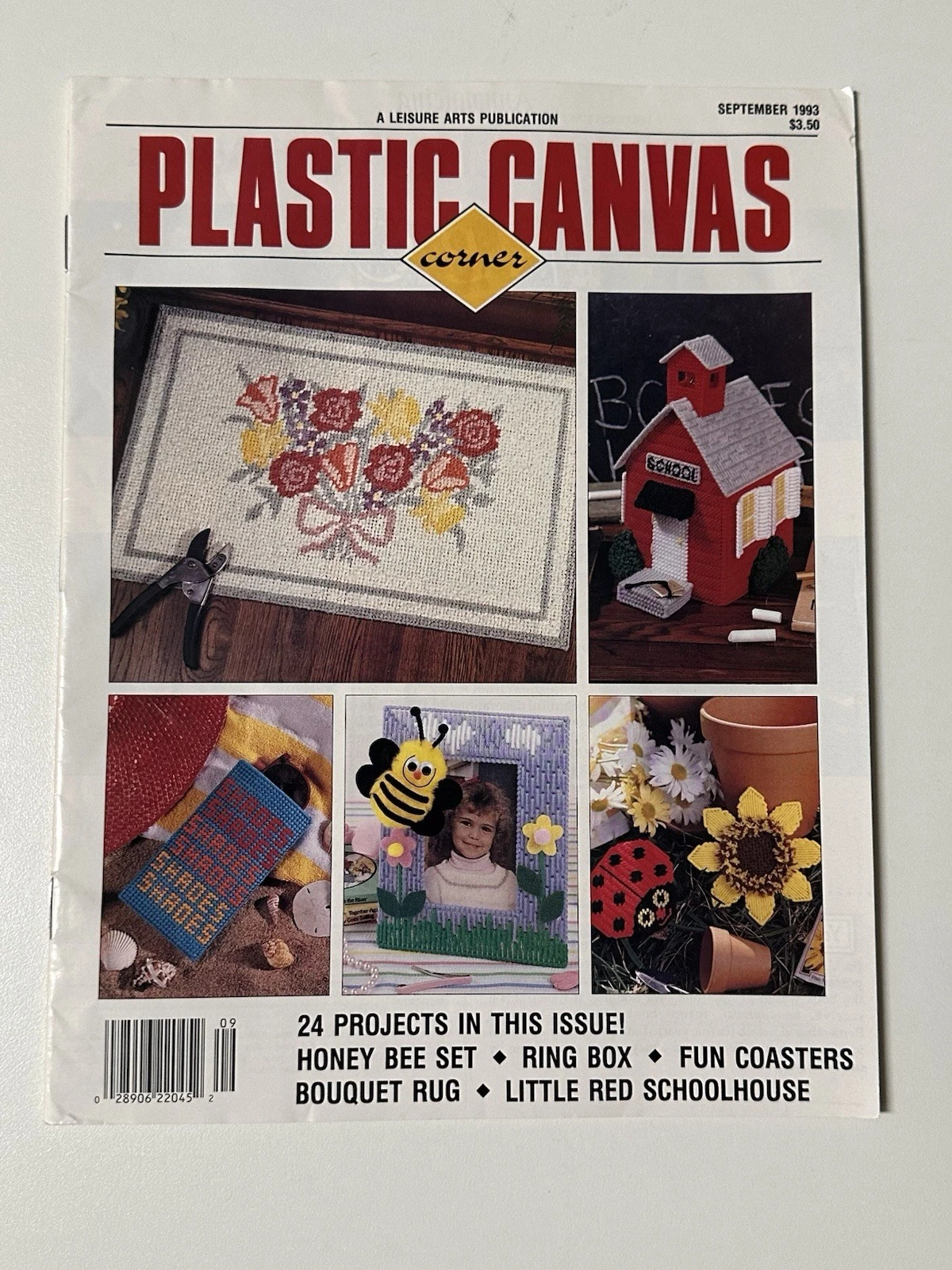 Plastic Canvas Corner Magazine Lot of 7 Craft Books 1990s - photo 3