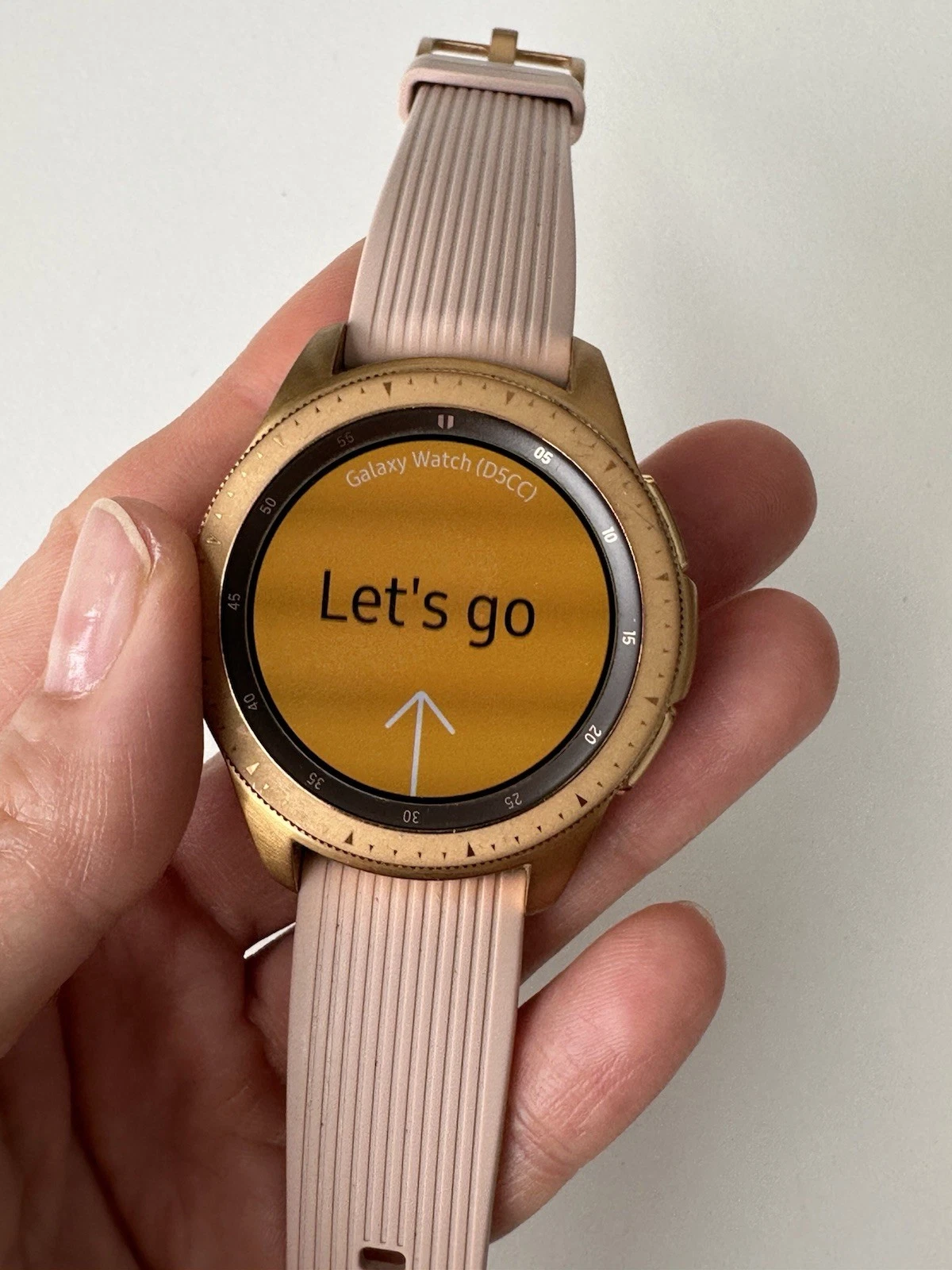 Samsung Galaxy Watch 42mm SM-R815U LTE Gold Smartwatch - photo 4