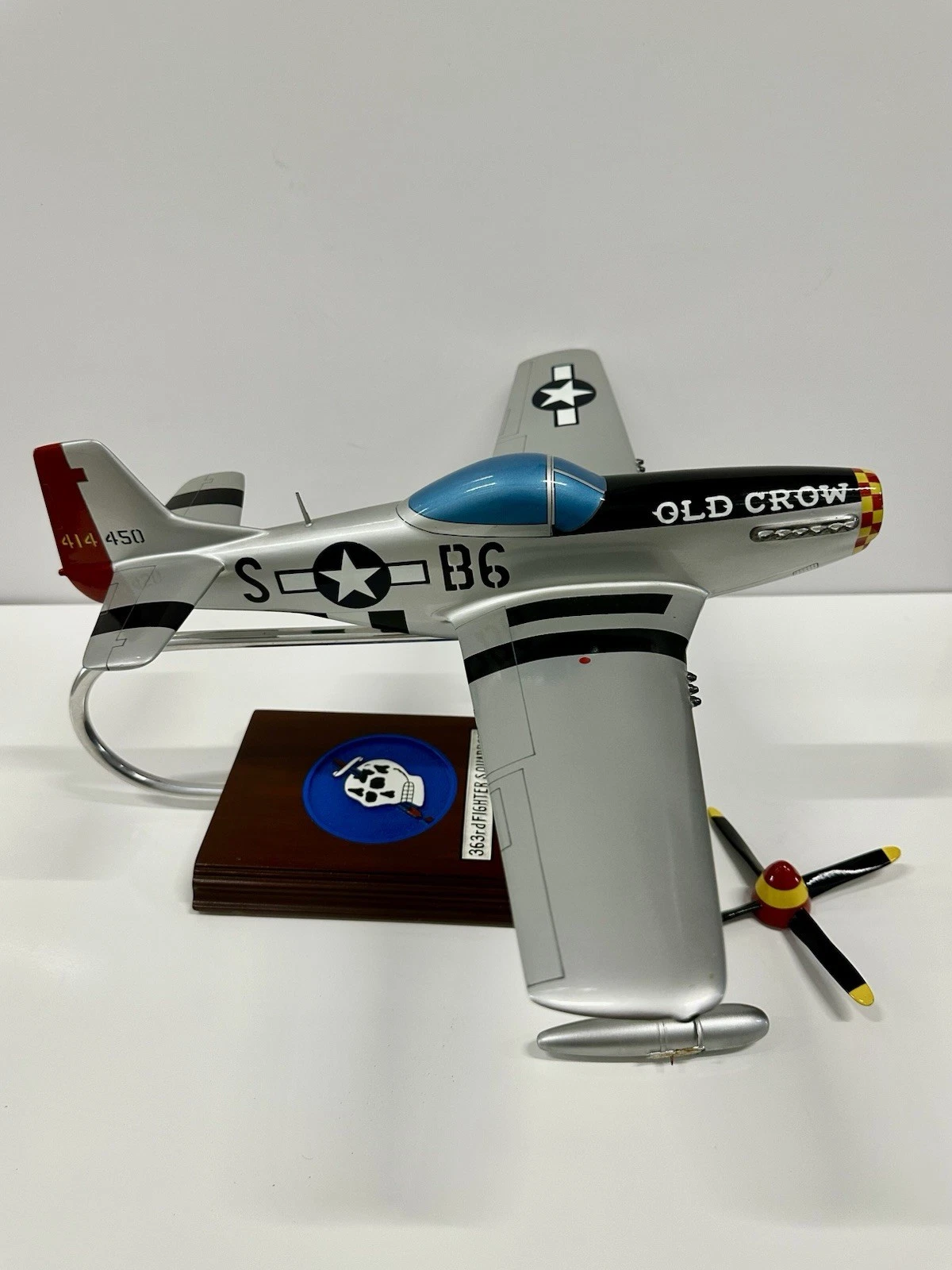 P-51 Mustang "Old Crow" Wooden Model Airplane w/ Stand - photo 2