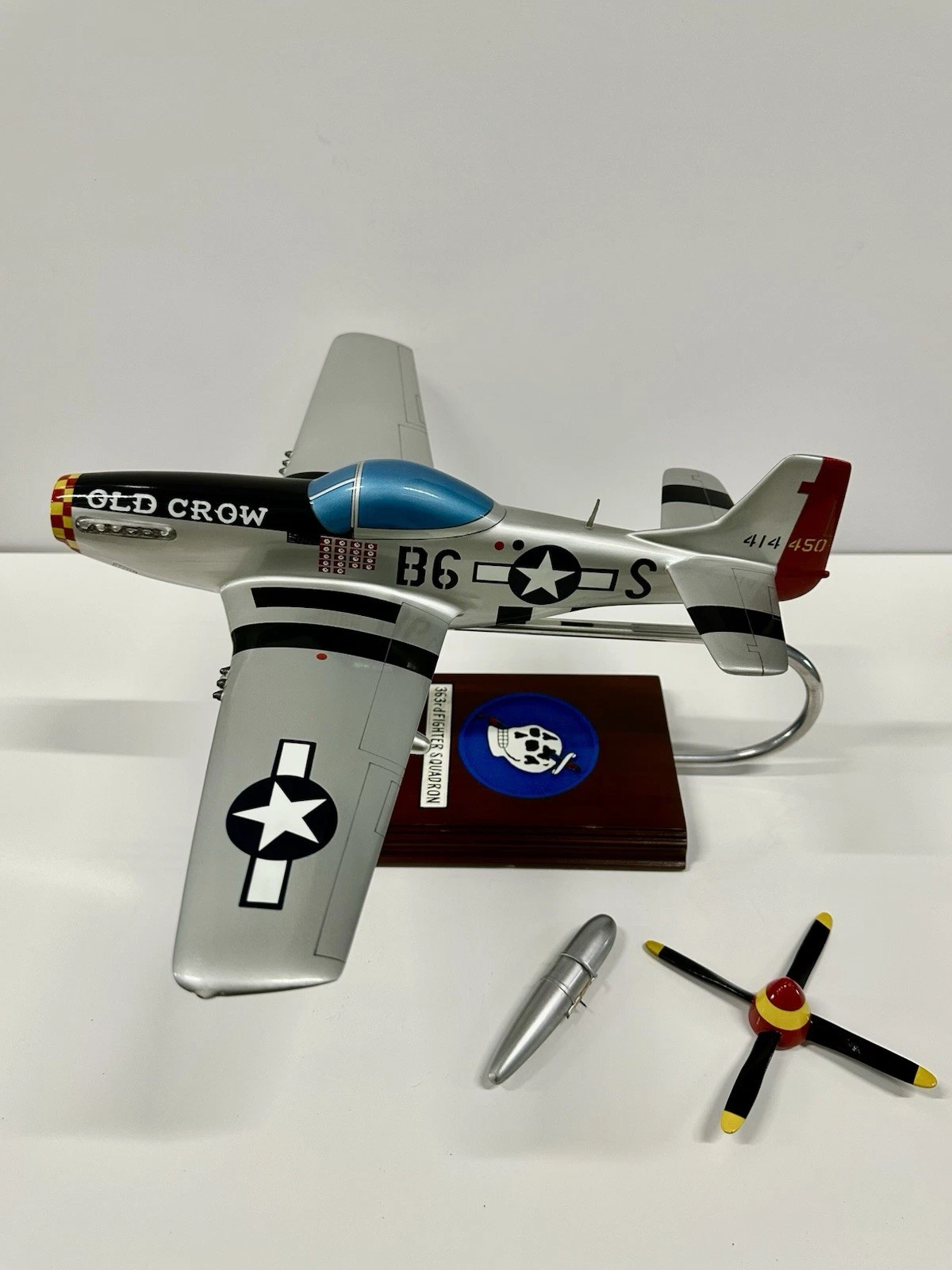 P-51 Mustang "Old Crow" Wooden Model Airplane w/ Stand - photo 4