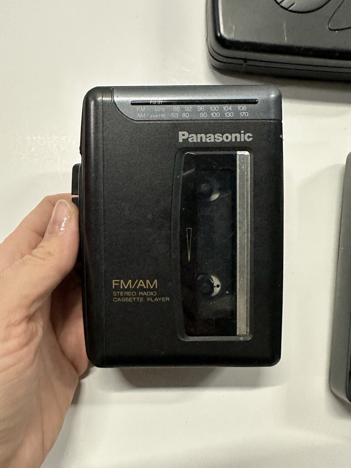 Lot of 5 Vintage Cassette Players Walkman Sony Panasonic Unteste - photo 2
