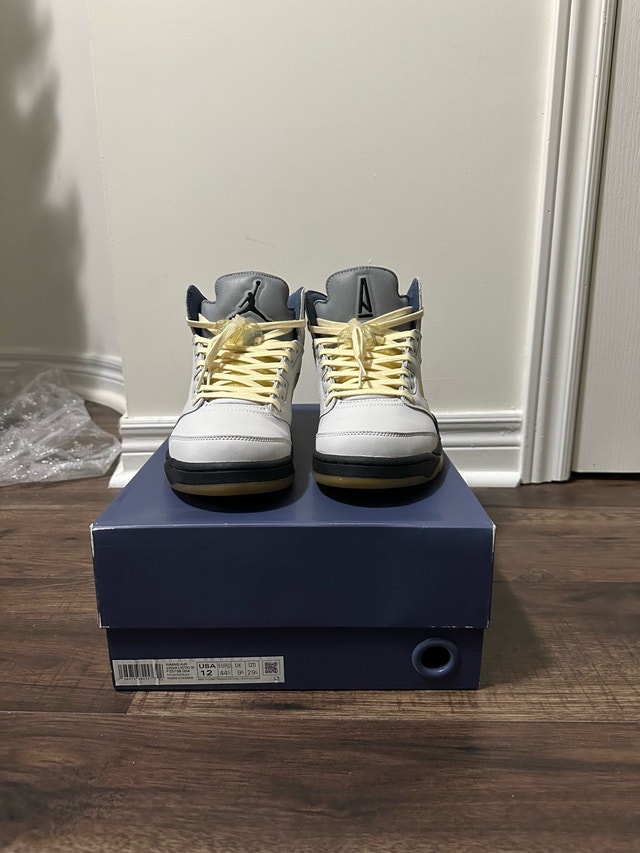 A Ma Maniere x Jordan 5 “Dawn” Size 10.5