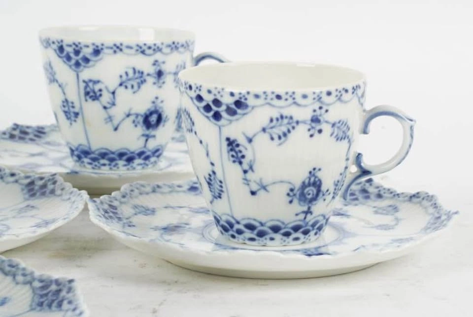 6 Royal Copenhagen Blue Fluted Half Lace Demitasse Cups & Saucer - photo 3