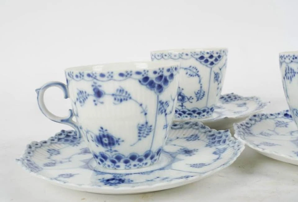 6 Royal Copenhagen Blue Fluted Half Lace Demitasse Cups & Saucer - photo 4