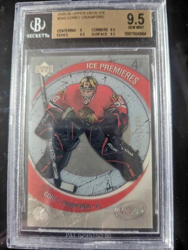 Corey Crawford Ice rookie --BGS 9.5
